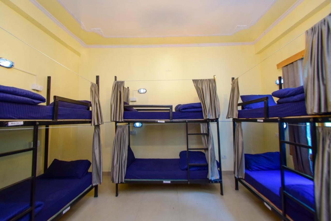 קאסול Perkup Hostel מראה חיצוני תמונה