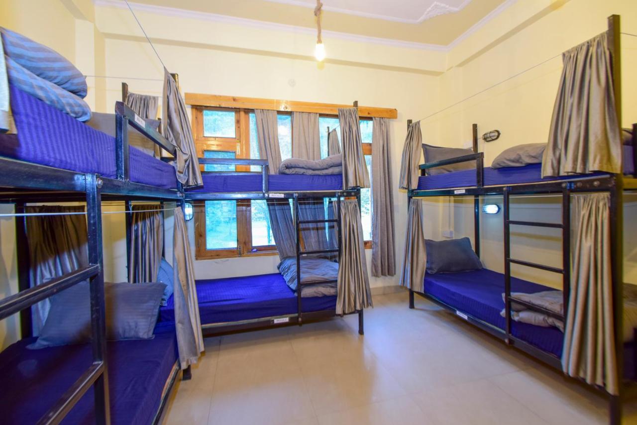 קאסול Perkup Hostel מראה חיצוני תמונה